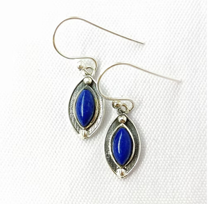 Boucles d'oreilles pendantes en lapis-lazuli légères pour femmes, accessoire élégant pour toutes les occasions, faciles à porter, cadeau et personnalisation - Product Image 2