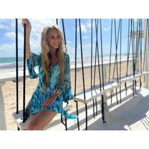 Robe de plage bohème tie-dye pour femme, col en V, manches évasées, mini-kaftan, tenue de plage - Product Image 1