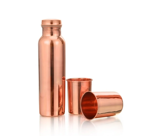 Bouteille d'eau en cuivre élégante, polie et brillante, échantillon de bouteille d'eau en cuivre, vente en gros et bouteille d'eau en cuivre de haute qualité pour la gym - Product Image 2