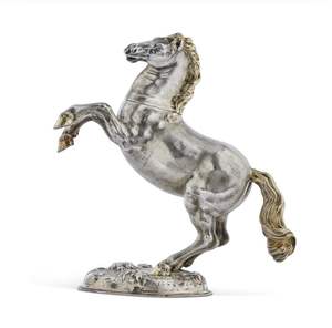 Figura de Caballo de Aluminio Fundido Majestuosa para Decoración de Sala de Estar de Lujo con Base Resistente y Diseño Artístico Refinado - Product Image 5