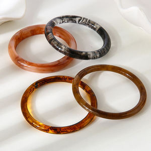 Brazalete de Resina de Diseño Premium para Mujer |   Elegantes Brazaletes Hechos a Mano Estilo Indio, Artesanía en Resina - Product Image 6