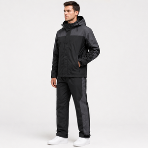 Chándal Deportivo Impermeable Ligero y Ecológico para Hombre, con Capucha, Color Sólido, Estilo Deportivo, Bolsillos Laterales, Logotipo Personalizado OEM - Product Image 2