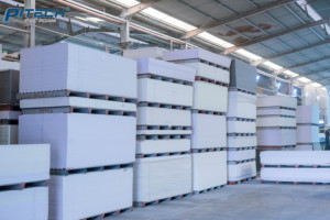 Pitech-Tablero de espuma laminada de PVC de alta densidad, solución duradera de grano de madera de primera calidad para la producción de muebles, láminas de plástico de Vietnam - Product Image 5