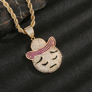 Colgante de Moissanita Chapado en Oro de 18K con Diseño de Emoji de Sombrero de Vaquero y Cara Triste, Estilo Hiphop, Encanto de Dibujos Animados, Temático y Lindo, Unisex - Product Image 3