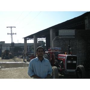 Tracteur durable Massey Ferguson MF 260 2WD 60 HP conçu pour une prise de force efficace dans les champs ruraux pour les agriculteurs nigérians - Product Image 4