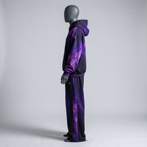 Conjunto Deportivo Oversize con Estampado Galáctico para Hombre, Sudadera con Capucha Sublimada con Diseño Espacial, Pantalones Anchos, Patrón de Nebulosa Azul y Morado con Estrellas - Product Image 4