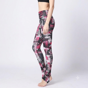 Collants de course pour femmes de haute qualité, vente en gros, taille élastique sans couture, dernière conception, respirants, séchage rapide, prix raisonnable - Product Image 2
