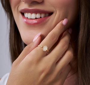 Bague de fiançailles solitaire vintage en or blanc 14 carats avec diamant de laboratoire certifié IGI, plaqué or, bijoux d'anniversaire - Product Image 6