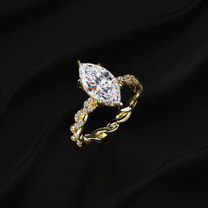 Anillo de Moissanita Marquise de 2ct Hecho a Mano, Piedra Incolora VVS, Banda de Oro Sólido Trenzado, Colección de Joyería Fina de Fabricante - Product Image 4