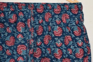 Conjunto de Pijama Elegante para Mujer, 100% Algodón, Estampado Floral, Diseño Artesanal, Transpirable, Dos Piezas, Pantalones Cortos - Product Image 5