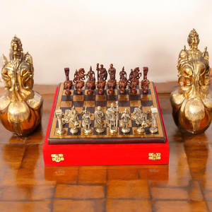 Jeu d'échecs en métal de luxe, échiquier antique, pièces d'échecs décoratives faites à la main, jeu de stratégie classique pour la maison et le bureau - Product Image 5