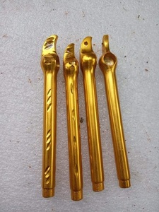 Juego de Pipas para Fumar de Metal Dorado, Forma Irregular Pulida, Grabadas a Mano, Pipas Medwakh Coleccionables para Dokha - Product Image 1
