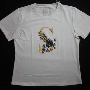 T-shirt en coton épais personnalisé à prix abordable, col rond, manches courtes, qualité supérieure, durable, coupe confortable, fabrication vietnamienne - Product Image 4