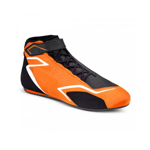 Nouveauté, bottes de course à moto sur mesure pour hommes, chaussures de course en cuir, bottes de moto fabriquées au Pakistan - Product Image 1