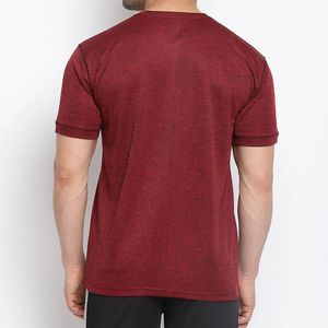 T-shirt sportif rouge à manches courtes pour homme, coupe ajustée, col rond, en jersey tricoté de polyester, séchage rapide, vêtements de sport, vente en gros, personnalisable - Product Image 3