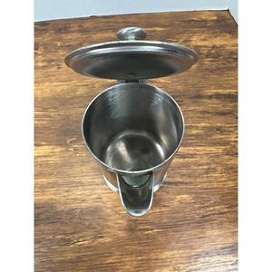 Jarra para Crema de Acero Pulido con Diseño de Asa Ergonómica - Product Image 4