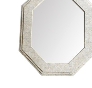 Miroir de vanité octogonal artisanal en nacre de qualité supérieure pour intérieur de salle de bain moderne - Product Image 3
