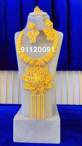 AWAIS HOUSE Nuevo Conjunto de Joyería para Mujer de Latón Chapado en Oro con Diamantes, Estilo Hiphop, Collar y Pulsera Gruesos para Boda y Fiesta - Product Image 2