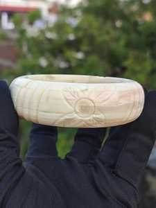 Brazalete Moderno y Elegante de Diseño Ecológico, Hecho a Mano, Accesorio de Lujo para Mujer, al Mejor Precio, Ideal para Bodas y Fiestas - Product Image 3