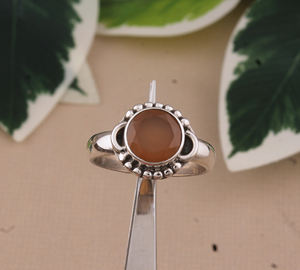 แหวนแต่งงานมูนสโตนสีพีชธรรมชาติ เงินแท้ 925 แหวนมูนสโตนสีแชมเปญ คลาสสิก โรแมนติก แหวนเงินสัญญา ขายส่ง - Product Image 5