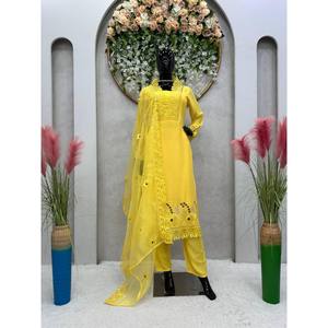 Beautiful <b>Traditional</b> <b>Chinese</b> <b>Clothing</b> Elegant Top Bottom and Dupatta for Party Wear - Product Image 2