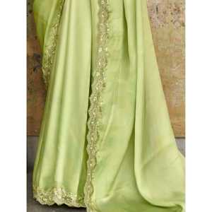 Impressionnant vert brodé Satin Festival Wear Saree avec chemisier pour les décorations de fête - Product Image 2