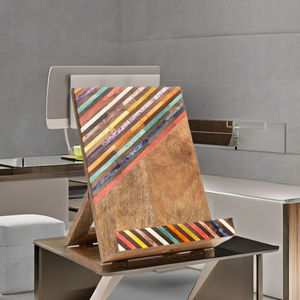 Soporte Ajustable para Tablet y Celular de Escritorio con Puerto de Carga, Ideal para Cocinar y Relajarse en el Escritorio - Product Image 6