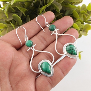 Boucles d'oreilles indiennes élégantes en malachite verte, en argent sterling 925, pour femmes et filles, à porter lors de fêtes. - Product Image 3