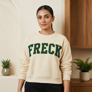 Pull à col montant personnalisé PRECK pour les jours de match universitaires, avec logo brodé à carreaux, pour les équipes sportives universitaires, vêtements d'organisation grecque - Product Image 4