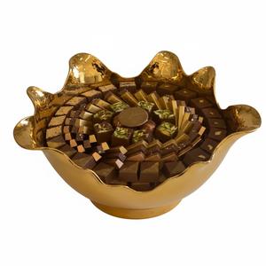 Bol de service classique en métal doré avec pieds, plat décoratif doré pour centre de table, bonbonnière pour mariage, fête et événementiel, prix abordable - Product Image 5