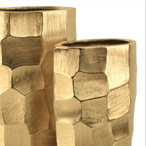 Ensemble de deux vases trépieds argentés faits à la main en métal pour plantes et fleurs, idéal pour les célébrations de mariage - Product Image 4