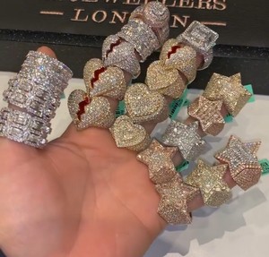 แหวนเงินแท้ 925 ประดับเพชรโมอิสซาไนต์ทรงบาแกตต์ VVS สำหรับผู้ชาย สไตล์ฮิปฮอป ประดับเพชรเต็มวงรูปดาว - Product Image 1