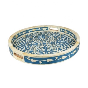 Plateau rond élégant en résine incrustée d'os fait à la main pour cuisine maison hôtel avec la meilleure qualité d'Inde - Product Image 2