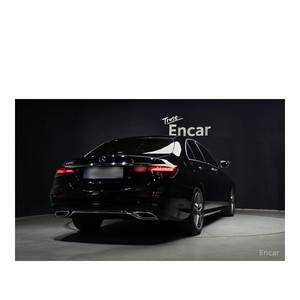 Mercedes-Benz Clase E E250 AMG Line 2022, 20,553 km, Caja de Cambios Automática, Asientos de Cuero, Volante a la Izquierda, Cámara Trasera - Product Image 2