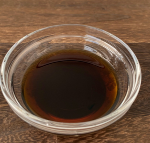 Sauce aux nouilles japonaises NIBISHI Shikinotsuyu Kyushuamakuchikatsuo 3X concentré 500ml - Product Image 2