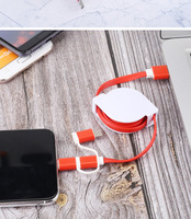 Coffret Cadeau Cheval 2026 – Boîte Cadeau d'Affaires Rouge à Ouverture Facile avec Câble de Données – Ensemble Deux Pièces Connecteurs Lightning/Micro USB/Type-C – Charge Rapide