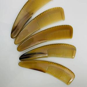 Choix Populaire : Peigne à Cheveux en Corne de Buffle Fait Main, Démêloir à Dents Larges en Corne Naturelle pour Barbe, Lisse et Poli, Outil de Salon - Product Image 4
