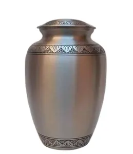 Kalaylı bitmiş pirinç kaliteli antika Metal kremasyon Urn üretici ve ihracatçı özel yeni tasarım cenaze kremasyon Urn