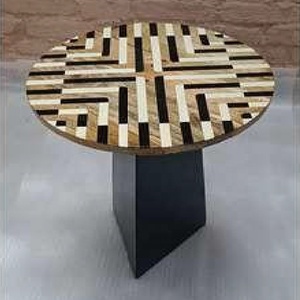 โต๊ะกาแฟทำด้วยมือแบบโบราณของอินเดียพื้นผิวไม้ธรรมชาติพร้อมเรซิ่นสีดำแกะสลักด้วยมือแกะสลักโต๊ะกลาง - Product Image 3