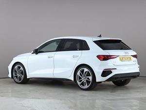 Audi A3 1.5 TFSI 35 Edition 1 Sportback 2020 Usado en Excelentes Condiciones, Euro 6, 5 Puertas - Product Image 3