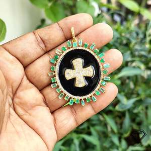 10K Gold Emerald <b>Cross</b> Pendant CZ <b>Charm</b> Handmade Jewelry - Product Image 1