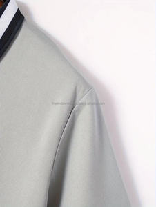 Camiseta de polo de alta calidad para hombre más vendida Camiseta de patrón sólido antiarrugas transpirable hecha a medida - Product Image 4