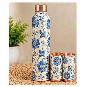 Juego de Botellas de Agua Artísticas de Cobre con Diseño Floral Verde, Portátiles para Viaje - Product Image 6