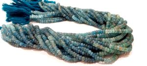 Cuentas de musgo natural color aguamarina, forma redonda, lisas, de 4 a 6 mm, se venden por hebra de 14 pulgadas de largo. - Product Image 3