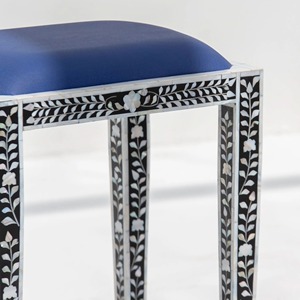 Taburete de diseño único de lujo indio, hecho con madreperla, taburete moderno decorativo para el hogar, para decoración de dormitorios. - Product Image 2