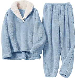 Conjunto de pijama de invierno cálido de forro polar suave y peludo para niñas - Product Image 5