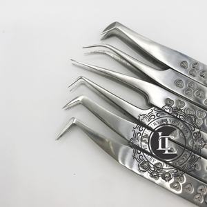 ชุดแหนบต่อขนตาสแตนเลสคุณภาพสูง ทนทาน พร้อมป้ายกำกับแบบกำหนดเอง ลายหัวใจ ด้านล่างขัดเงา ปลายแหลม หรูหรา - Product Image 3
