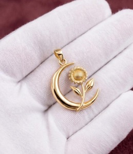 Colgante de Plata de Ley 925 Sólida con Girasol y Luna Creciente, Bañado en Oro Vermeil, Joyería Celestial Floral Nueva al por Mayor - Product Image 2