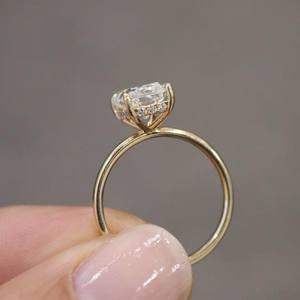 Anillos de banda de diamantes radiantes de oro blanco sólido de 14K personalizados VVS Moissanite 925 anillo de diamantes de plata esterlina para mujer - Product Image 4