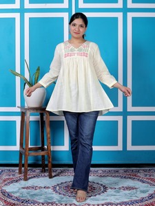 Túnica Boho Chic para Mujer, Color Crema, con Bordado Floral, Silueta en A, Cuello en V, Manga Tres Cuartos, Estilo Casual de Verano - Product Image 3